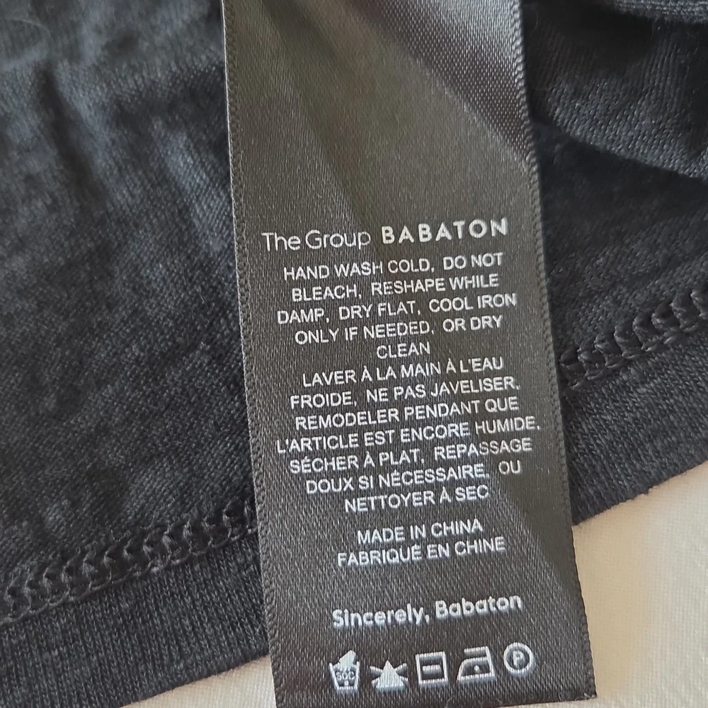 4/$20 Babaton Black Crew Neck Tee - Picture 5 of 5